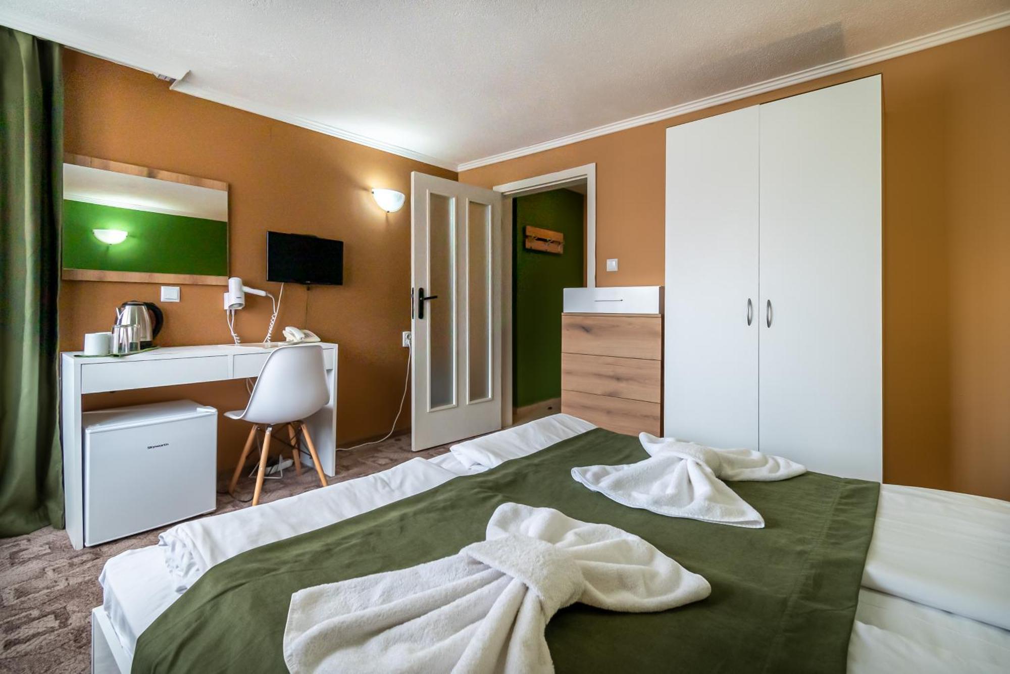 Grami Hotel Bansko Bagian luar foto